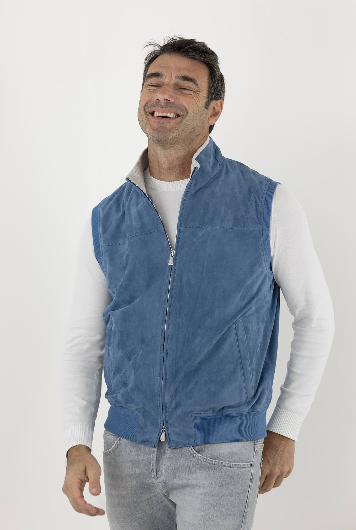 MANDELLI Light blue suede vest