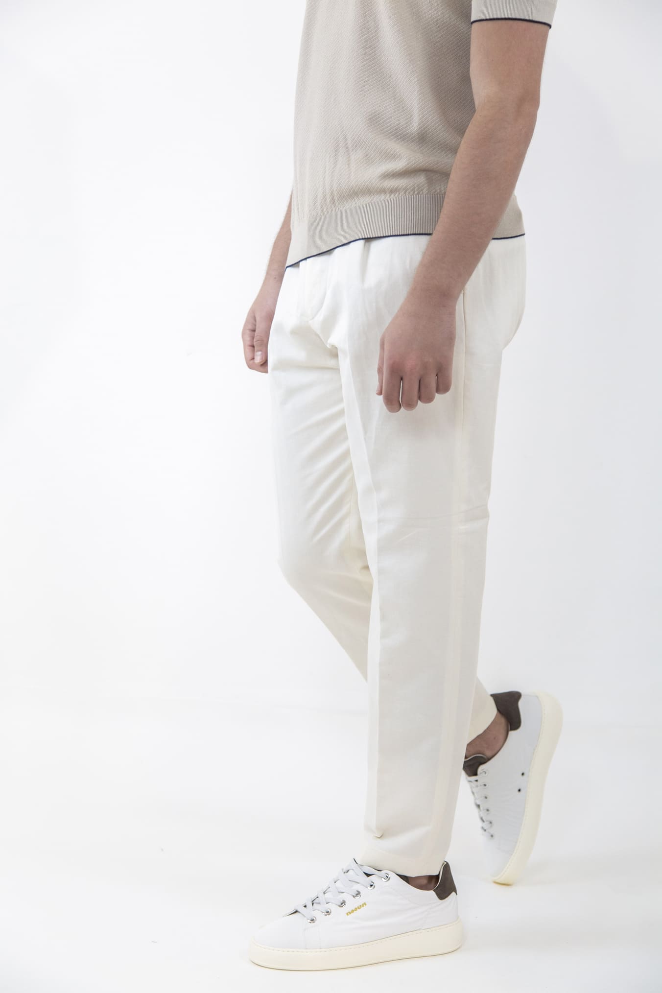 HINDUSTRIE Creamy White Cotton and Linen Trousers