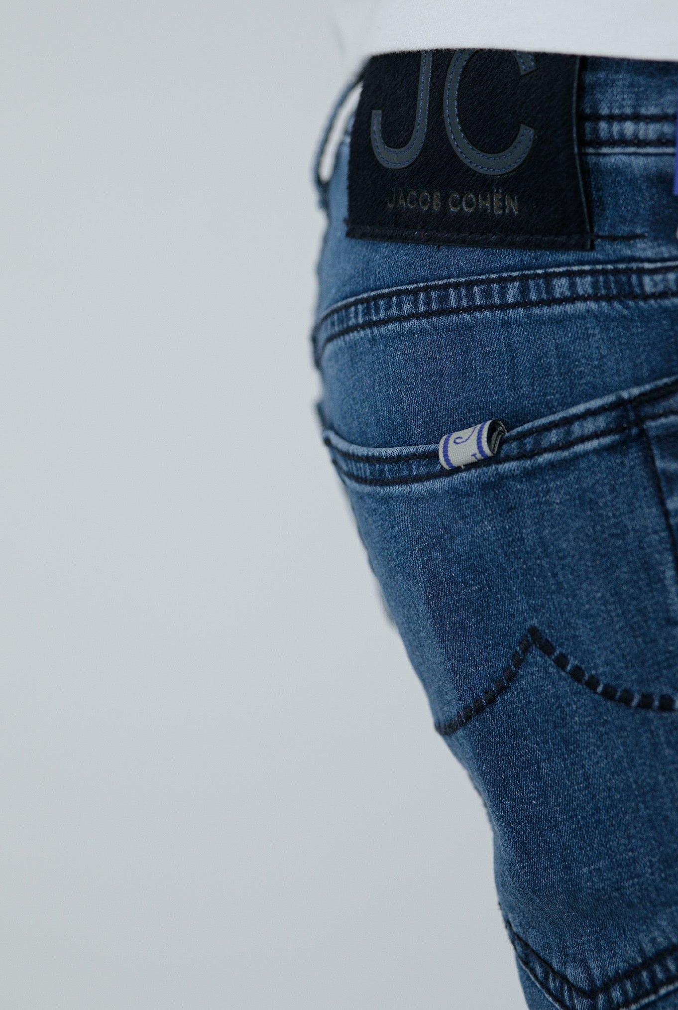 JACOB COHEN Jeans mod. Bard Denim Medio